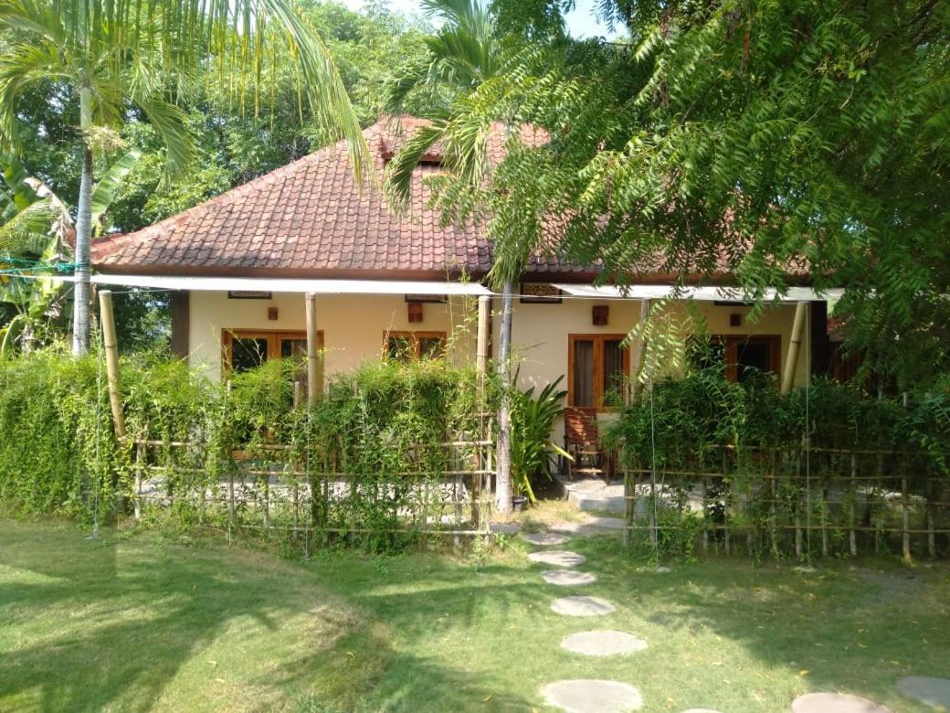 מלון Banyuwedang Batu Ampar Menjangan מראה חיצוני תמונה